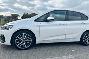 BMW 218d Active Tourer Sport auto my17