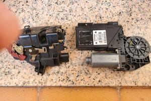 SERRATURA  PORTA  ANT.  DX  AUDI  A4  B6  2003