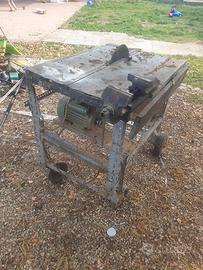 circolare da banco con morsa 