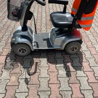 Scooter elettrico per invalidi