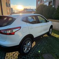 NISSAN  Quashquai 1.2 DIG-T Tekna (85kw)