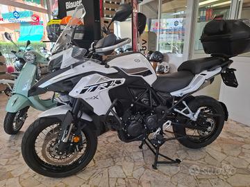 Benelli TRK 502 BAULETTO GIVI