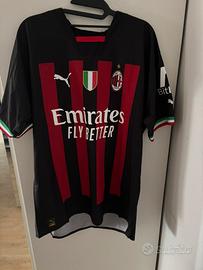 Match issued Theo Hernández 2022/2023 ac Milan