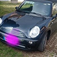 Mini Cooper 1.6 benzina capriol km 187000