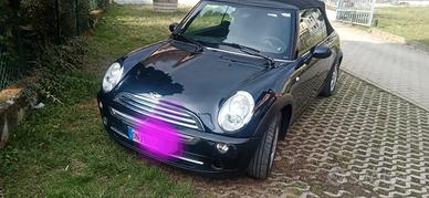 Mini Cooper 1.6 benzina capriol km 187000