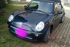 Mini Cooper 1.6 benzina capriol km 187000