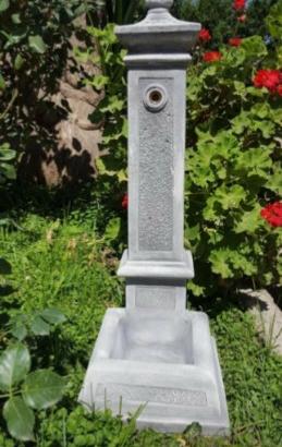 Fontana fontanella pietra cemento giardino