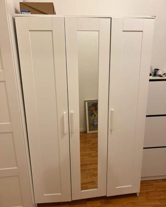 **VENDUTO** Armadio Ikea bianco 3 ante 117x50x190