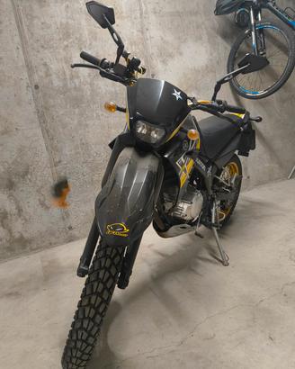 Yahama XT 125 R