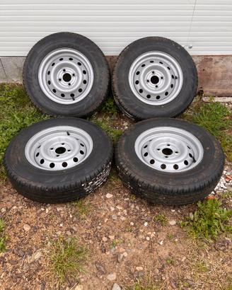 Gomme e cerchi 165/80 R13