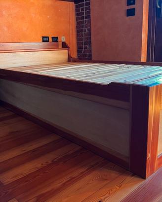 LETTO ARTIGIANALE IN LEGNO