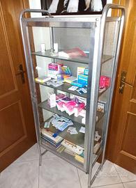 Armadio vetrina per farmaci / medicinali