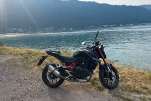 HONDA HORNET 750