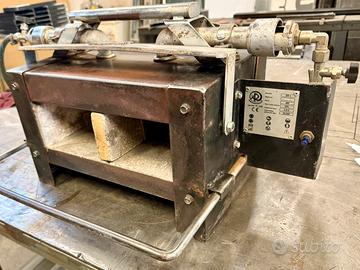 Forgia professionale per fabbri AR1