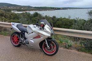 Honda VFR 800 VTEC 