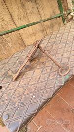 Antica chiave in ferro da collezione