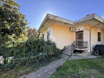 PORZIONE DI BIFAMILIARE A STRADELLA