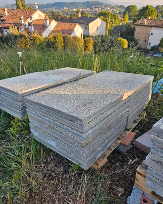 Quadroni in cemento e ghiaia