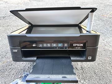 Stampante Epson XP 225 funzionante e con ricariche