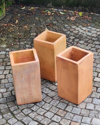 3 vasi da giardino in terracotta