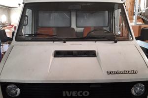 Autocarro Camion Furgone Veicolo Iveco Daily 