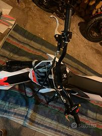 Pit baike 110 cc altezza sella 76 ruote 14 12