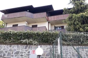Trilocale Selvino-Aviatico panoramico arredato