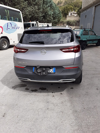 Opel grandlandx