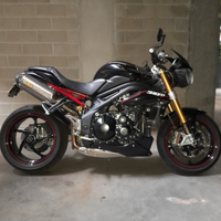 Triumph speed triple r abs