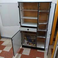 Mobile da bagno con portabiancheria