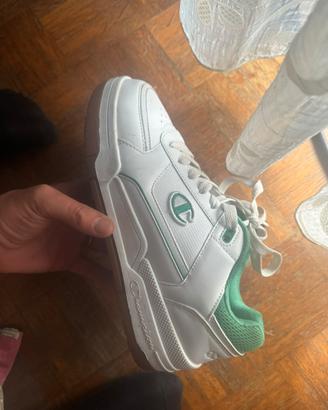 Scarpe champion