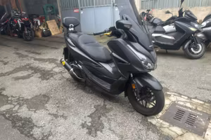 Honda Forza 125