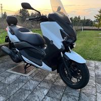 Yamaha X-Max 250 - 2014