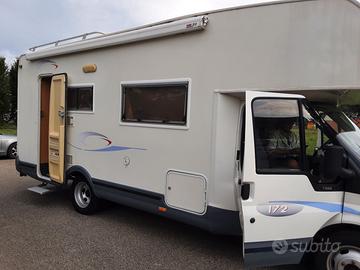 Camper Ford Challenger 