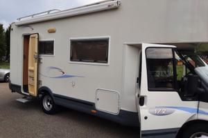 Camper Ford Challenger 