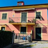 4 LOCALI A SESTRI LEVANTE