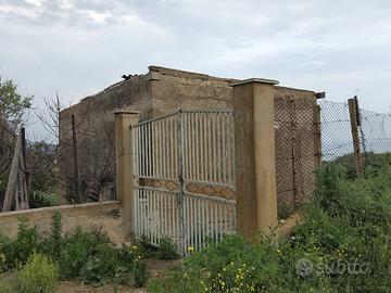 Terreno con casa rurale