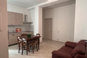 Camera via porcellana -disponibilità Agosto 2026