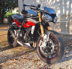 Triumph Speed Triple 1050 R 