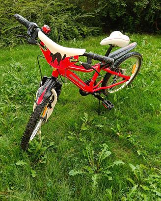 Bici Scueria Ferrari (bimbo 6-9 anni)