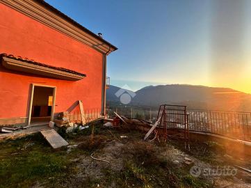 4 LOCALI A SALZA IRPINA