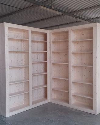 libreria in abete angolare con ripiani aggiustabil