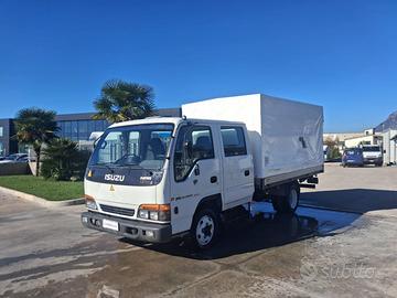 Nissan Cabstar Doppia Cabina Centinato