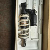 Monoammortizzatore originale Kawasaki zx 10 2011.