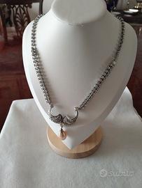 collana vintage con cristalli e perla
