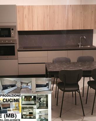 cucina completa di elettrodomestici 