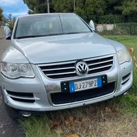 Vendita competitiva vw tuareg 2007 e doblo' 2003