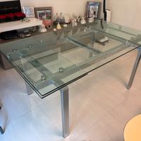 Tavolo in vetro temperato 160cm x90cm  allungabile