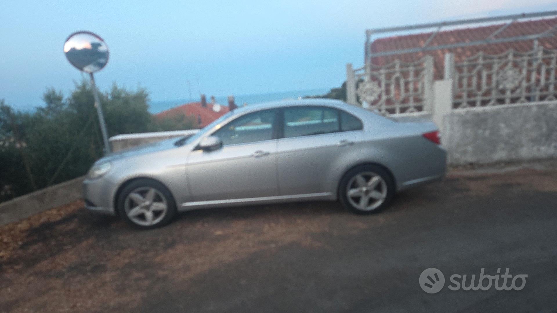 Chevrolet Epica 2010 photo 2
