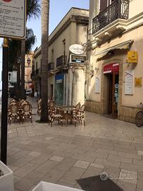 A brindisi locale uso commerciale